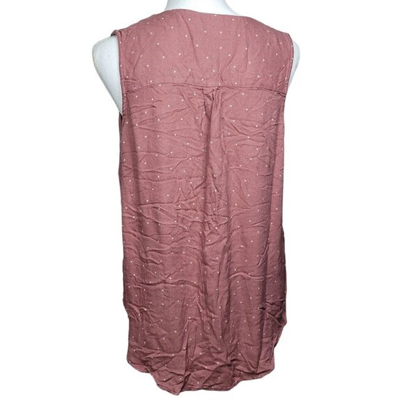 Maurices Sleeveless Button Shirt Hearts Pink Womens Medium - Picture 2 of 9